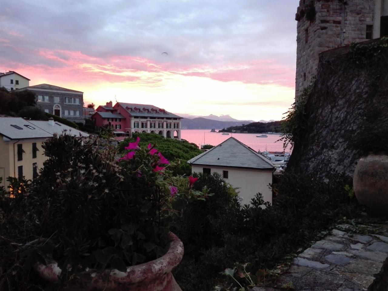 New Hotel Genio Porto Venere Exteriér fotografie